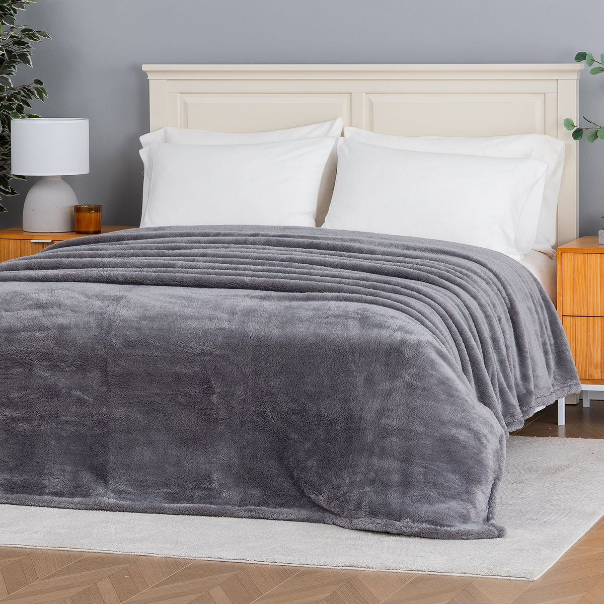 Premium Extra-Fluffy™ Blanket