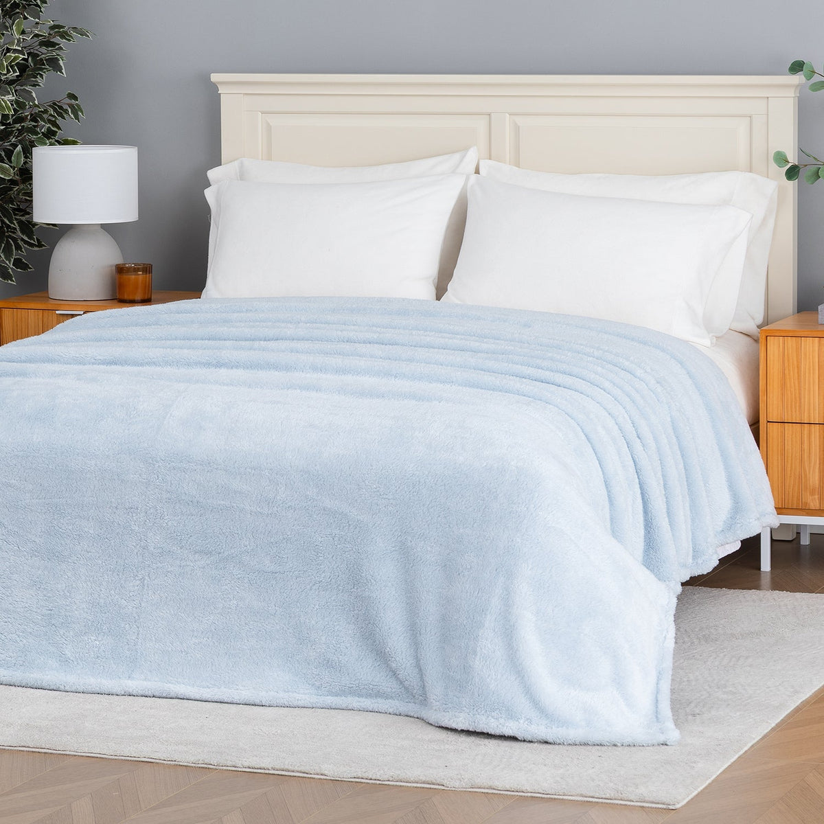 Premium Extra-Fluffy™ Blanket