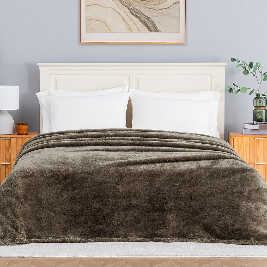 Premium Extra-Fluffy™ Blanket